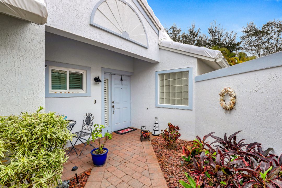 20001 Serene Meadow Ln, Estero, FL 33928