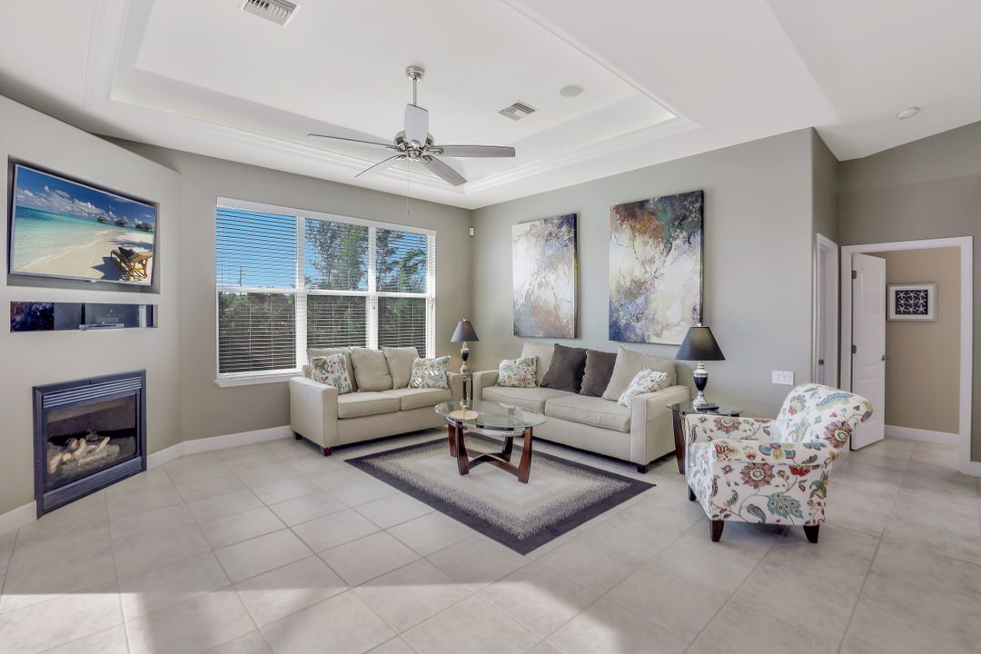 2314 SW 31st Ln, Cape Coral, FL 33914