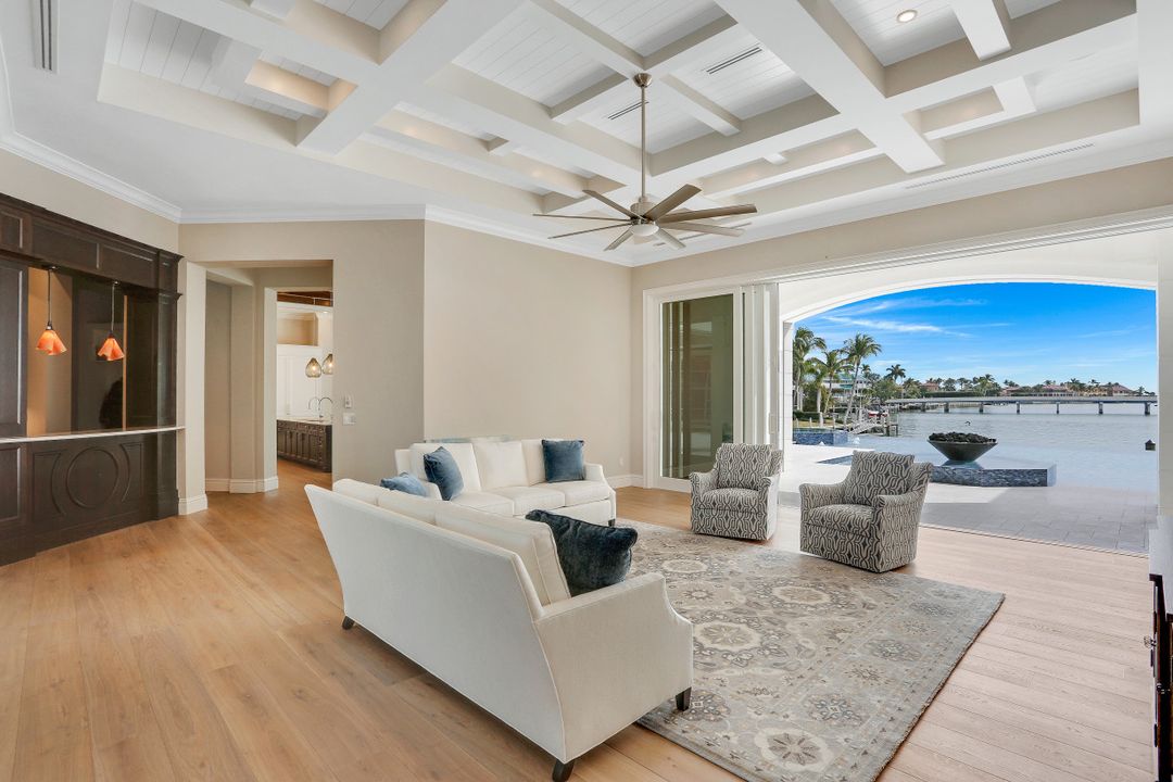 871 W Copeland Dr, Marco Island, FL 34145