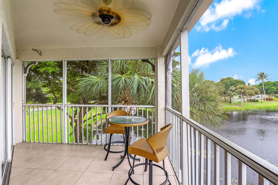 1101 Sweetwater Ln #1201, Naples, FL 34110