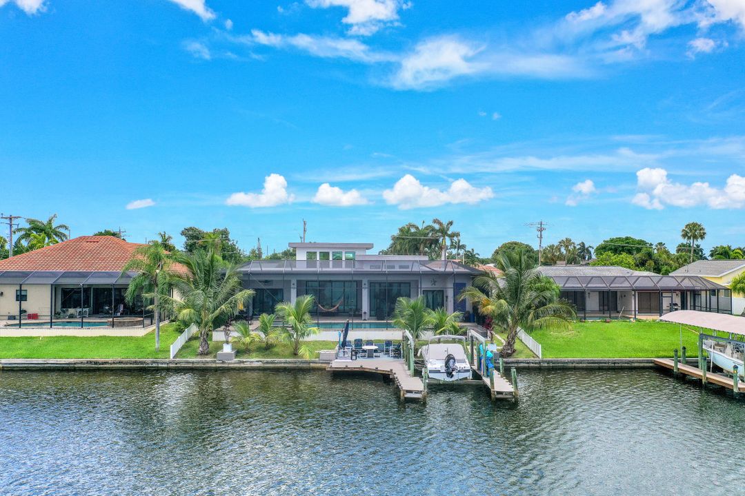 4812 Pelican Blvd, Cape Coral, FL 33914
