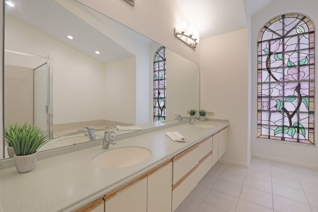 1380 Bald Eagle Dr, Naples, FL 34105