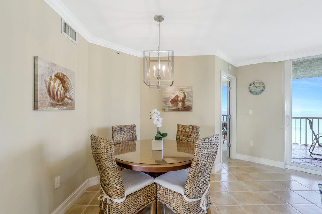 40 Seagate Dr #1203, Naples, FL 34103