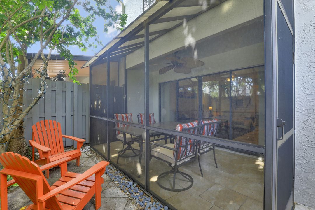 879 Meadowland Dr #O, Naples, FL 34108