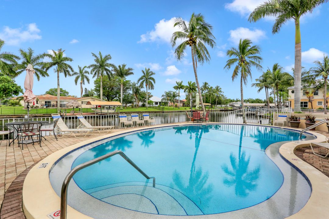 4928 Vincennes St #Apt C5, Cape Coral, FL 33904