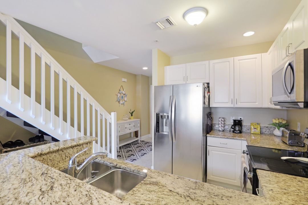 2743 First St #105, Fort Myers, FL 33916