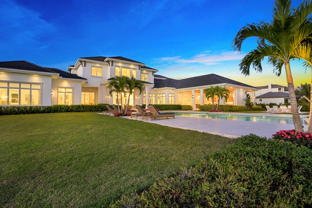 16610 Firenze Way, Naples, FL 34110