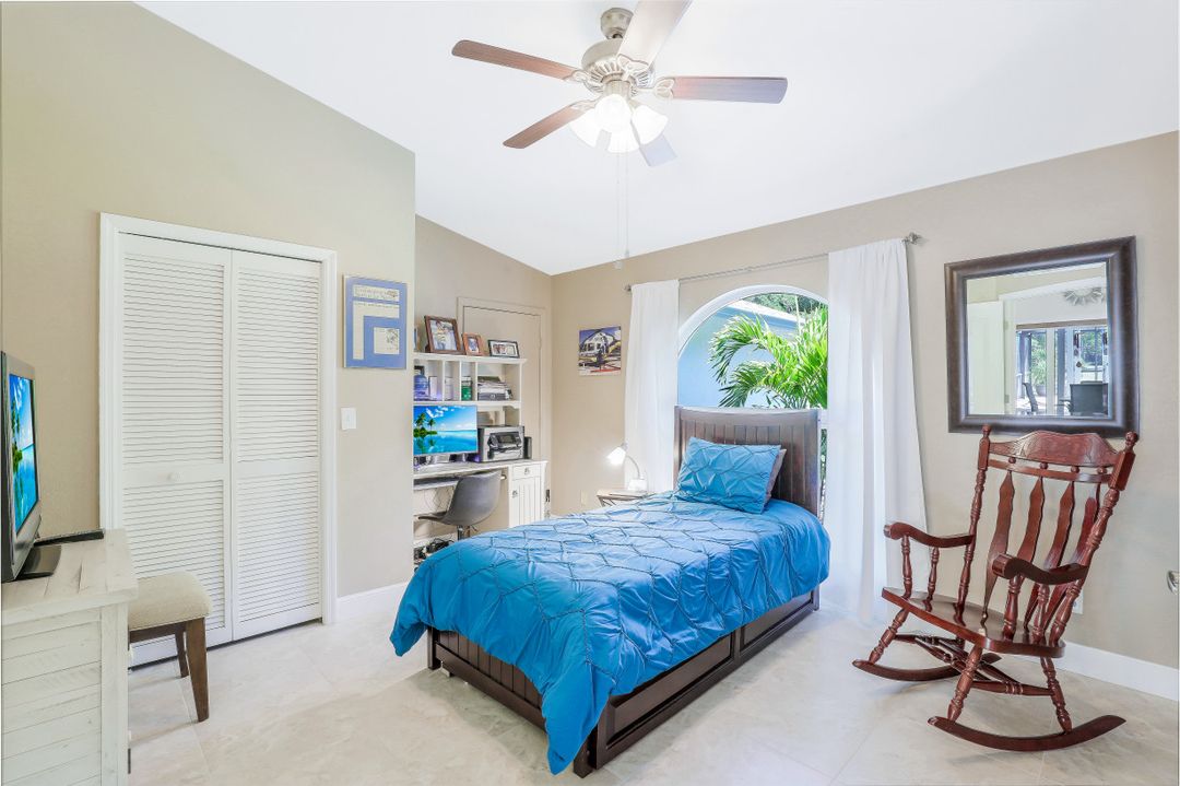 4530 7th Ave SW, Naples, FL 34119