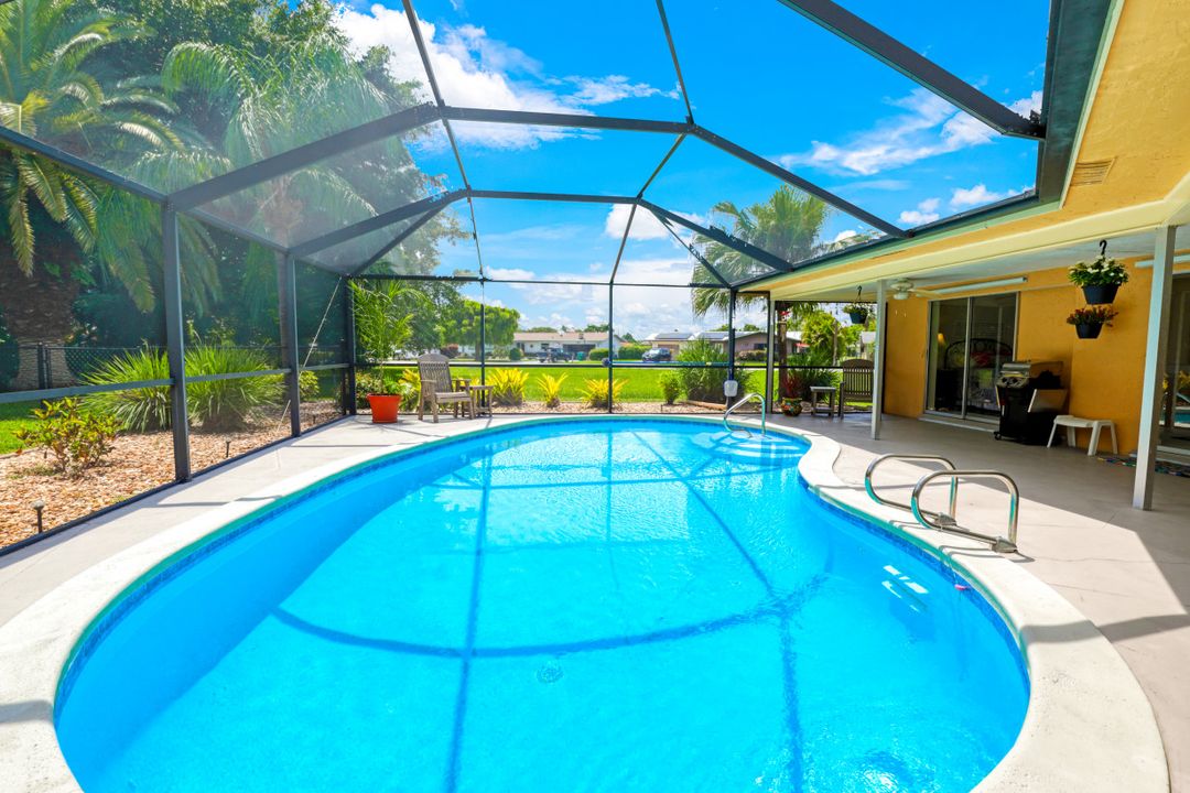 206 SE 45th St, Cape Coral, FL 33904