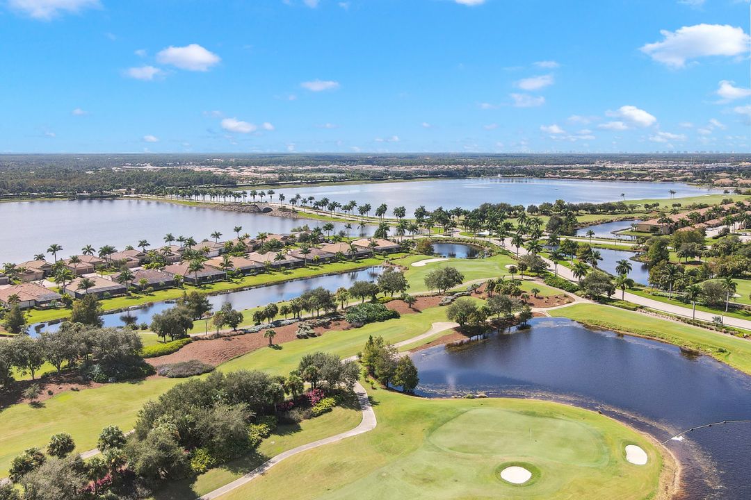 10327 Gator Bay Ct, Naples, FL 34120