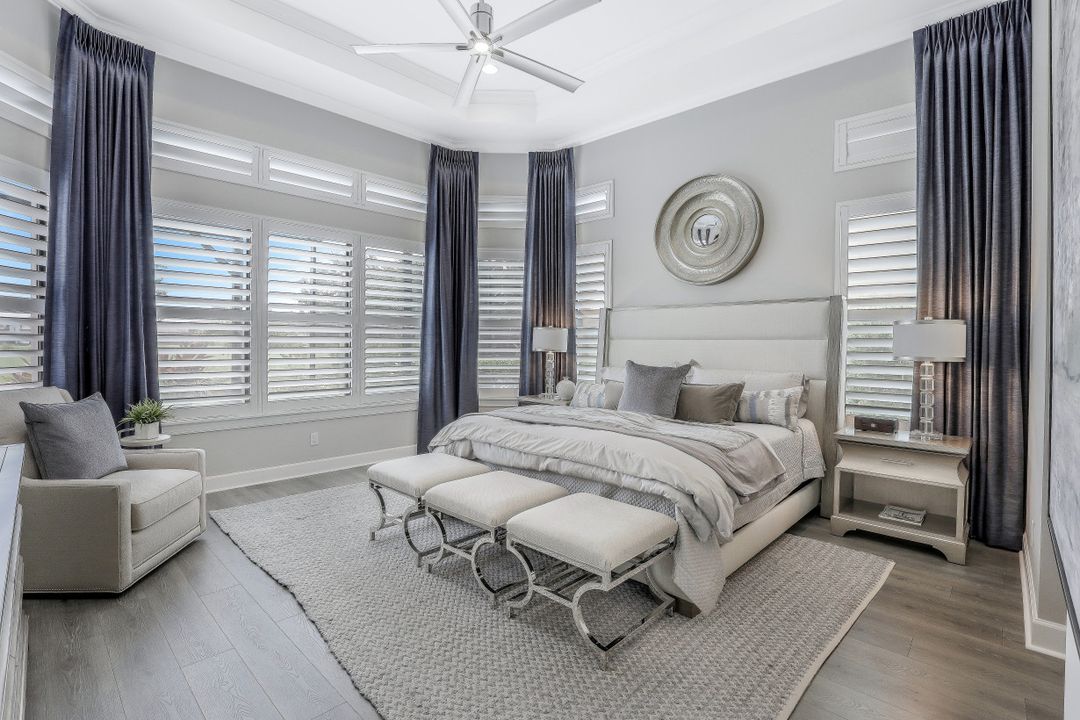 9388 Rapallo St, Naples, FL 34119