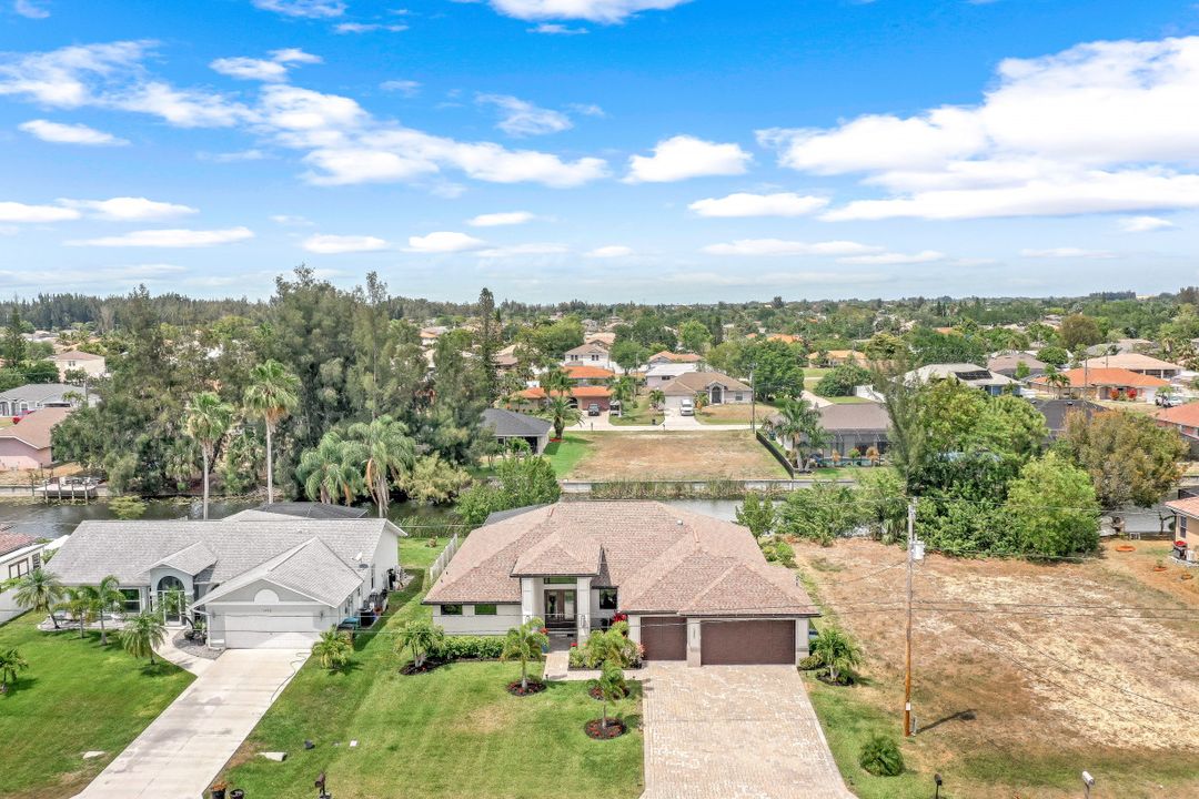 1321 SW 15th Terrace, Cape Coral, FL 33991