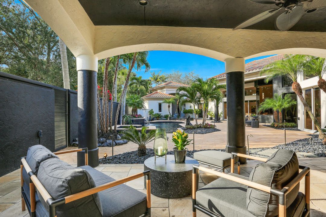 1108 Grand Isle Dr, Naples, FL 34108