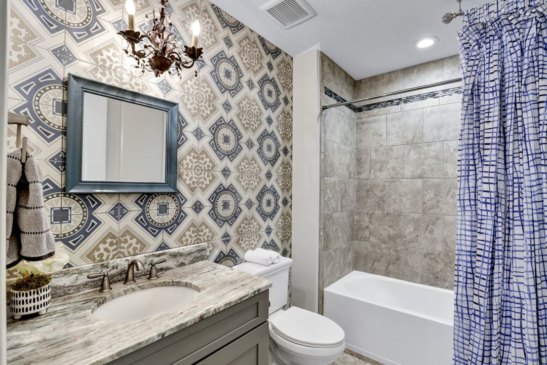 9658 Montelanico Loop #102, Naples, FL 34119