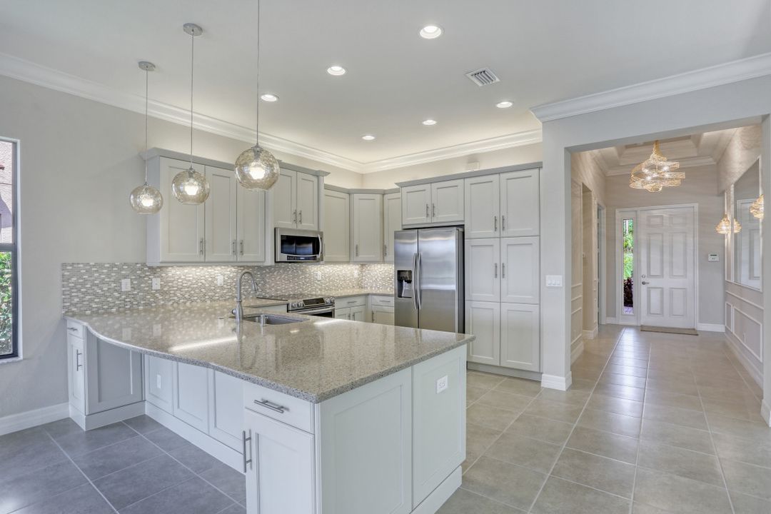 11571 Meadowrun Cir, Fort Myers, FL 33913