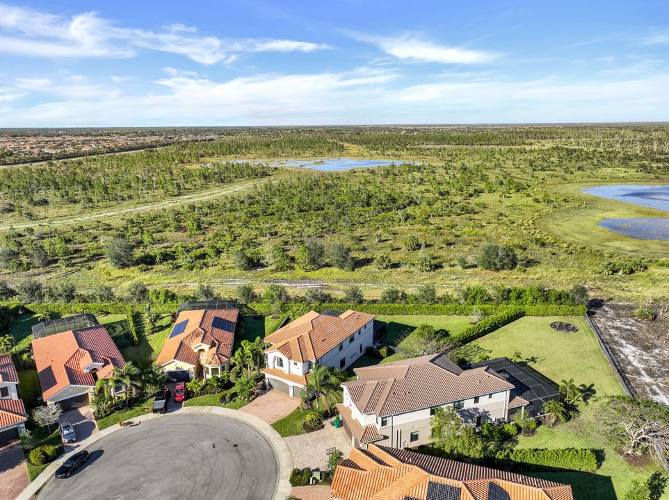 2827 Thunder Bay Circle, Naples, FL 34119