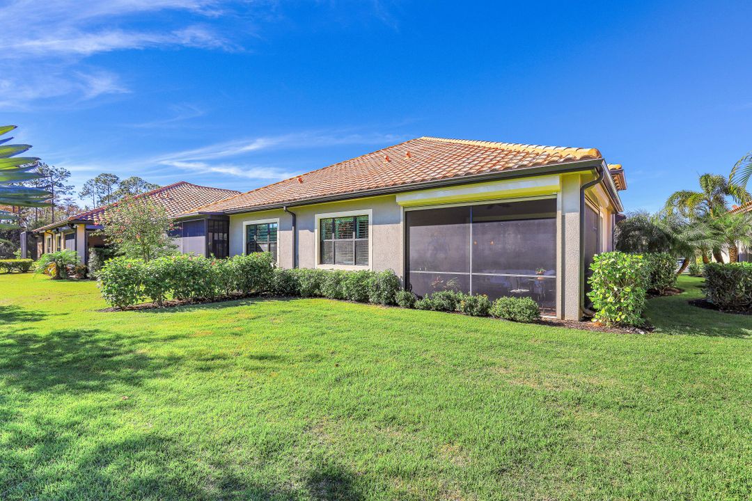 9169 Isla Bella Cir, Bonita Springs, FL 34135