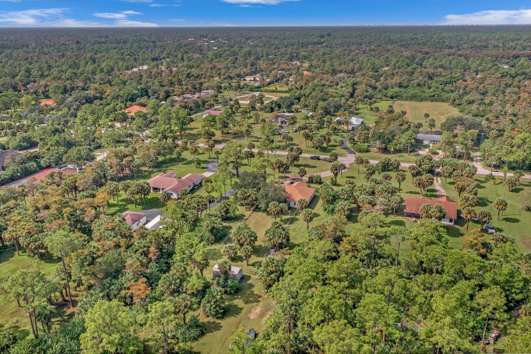 330 17th St SW, Naples, FL 34117