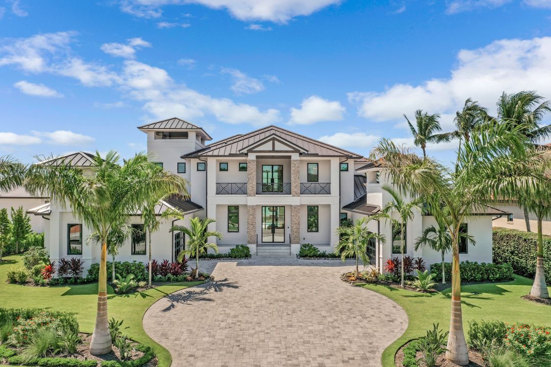 680 S Barfield Dr, Marco Island, FL 34145