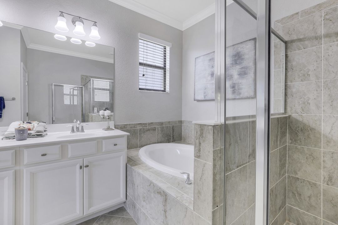 11567 Shady Blossom Dr, Fort Myers, FL 33913