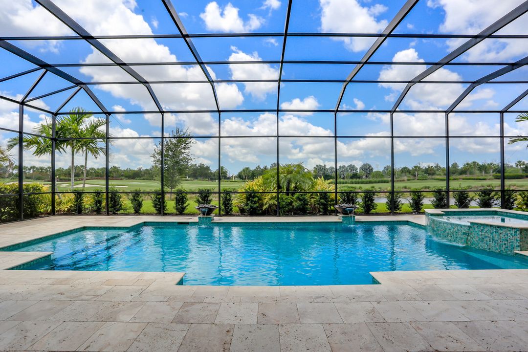 8981 Arrezo Ct, Naples, FL 34119