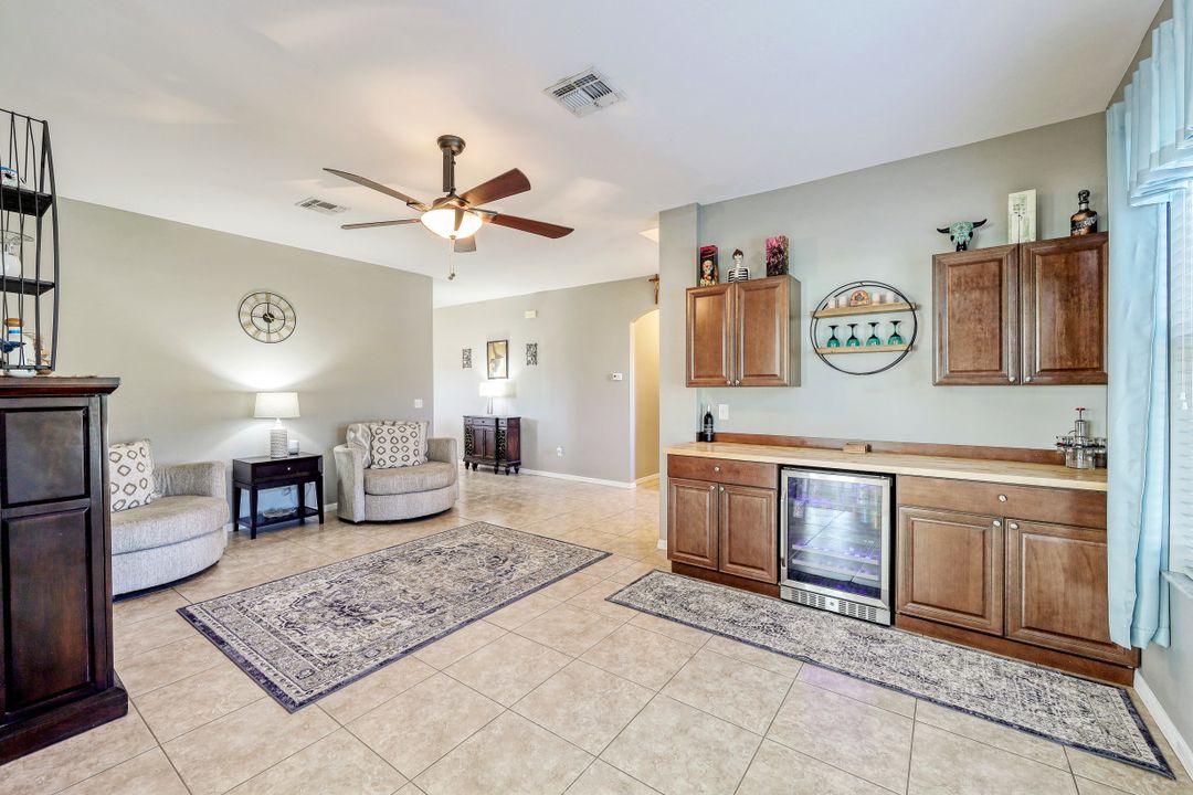 18251 Lynn Rd, North Fort Myers, FL 33917