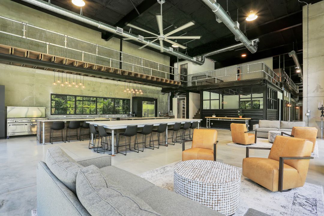 4441 5th Ave NW, Naples, FL 34119