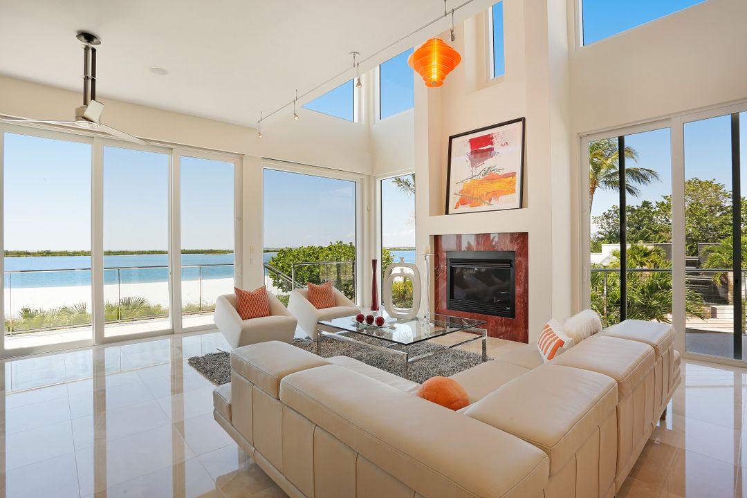 202 S Beach Dr, Marco Island, FL 34145