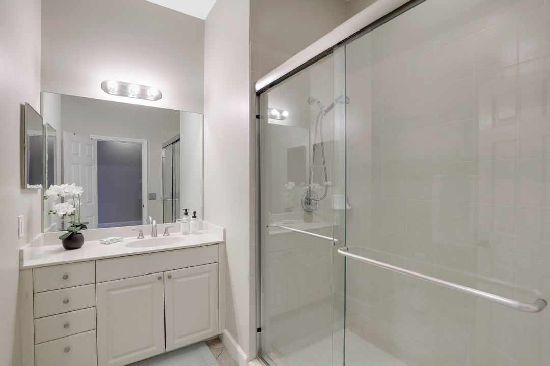 7874 Clemson St #202, Naples, FL 34104