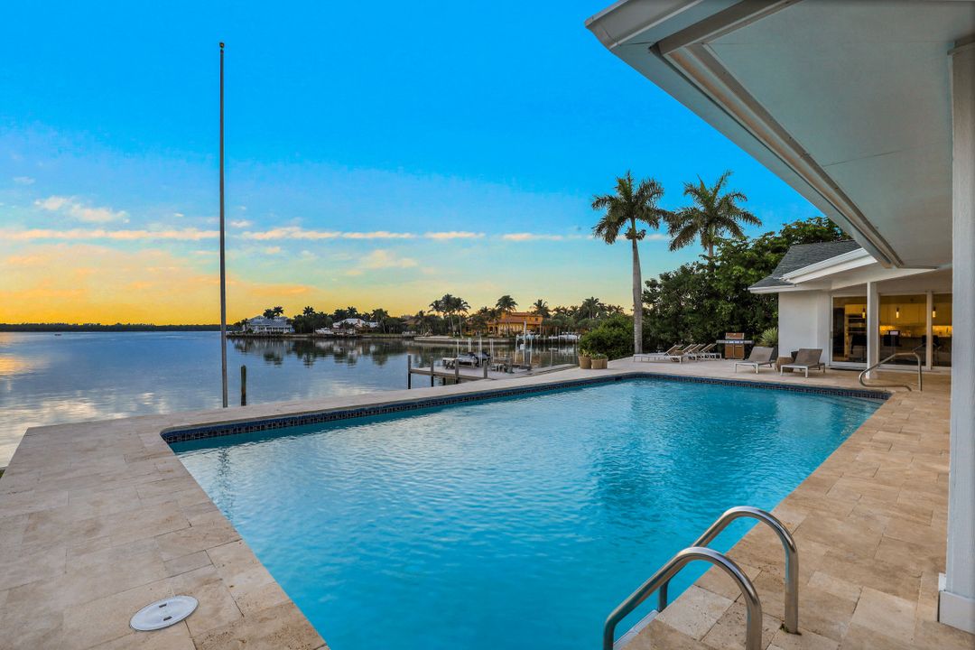 1028 W Inlet Dr, Marco Island, FL 34145