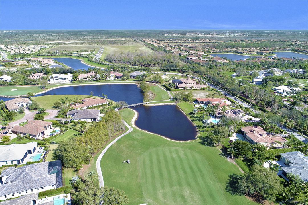 6411 Highcroft Dr, Naples, FL 34119