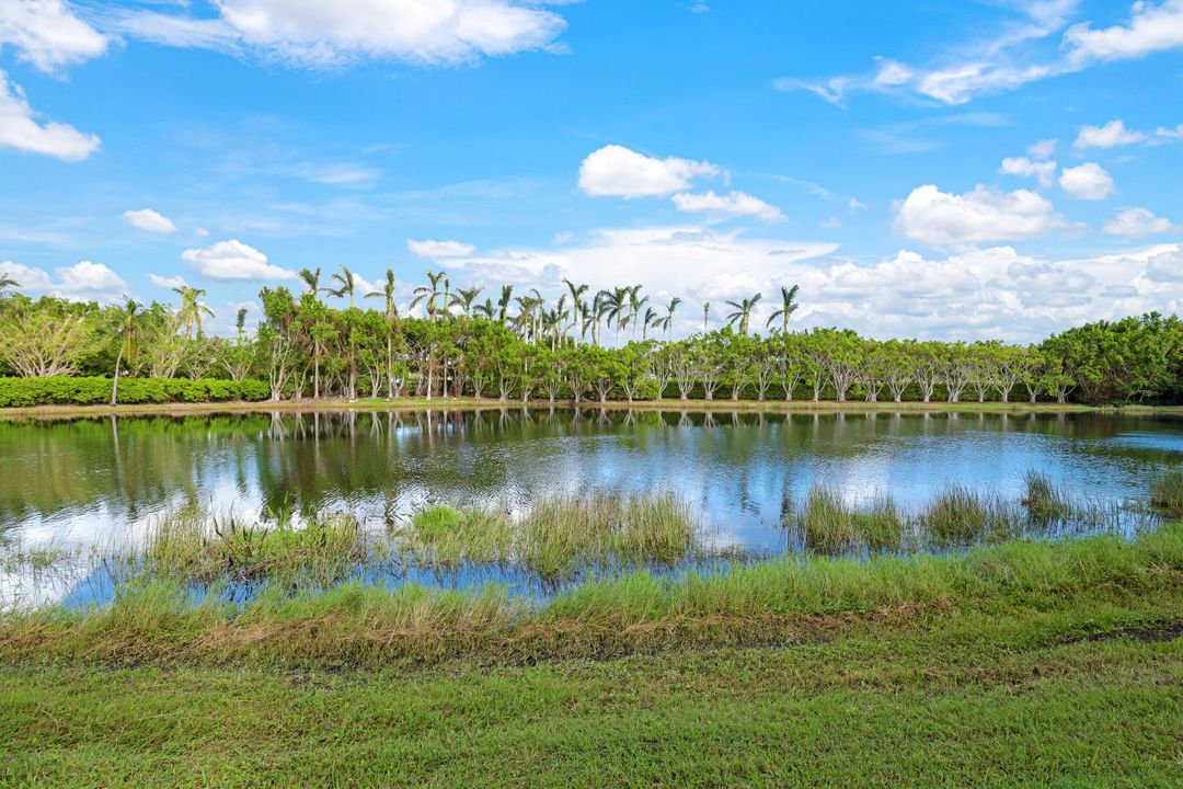 10734 Mirasol Dr #301, Miromar Lakes, FL 33913