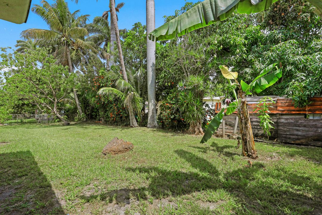 465 NE 114th St, Miami, FL 33161