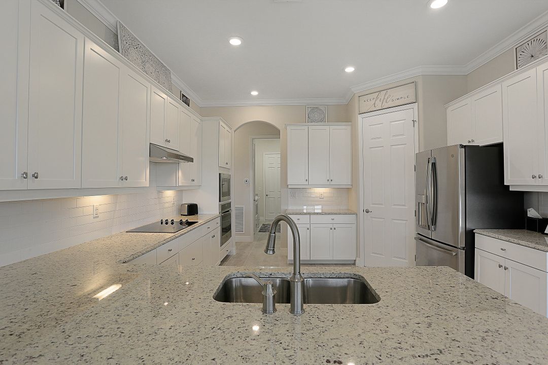 19034 Elston Way, Estero, FL 33928