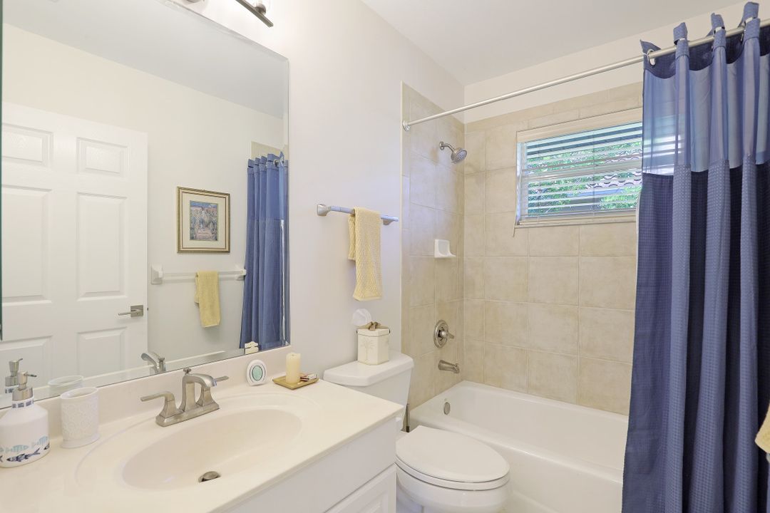 371 Capistrano Ct, Marco Island, FL 34145