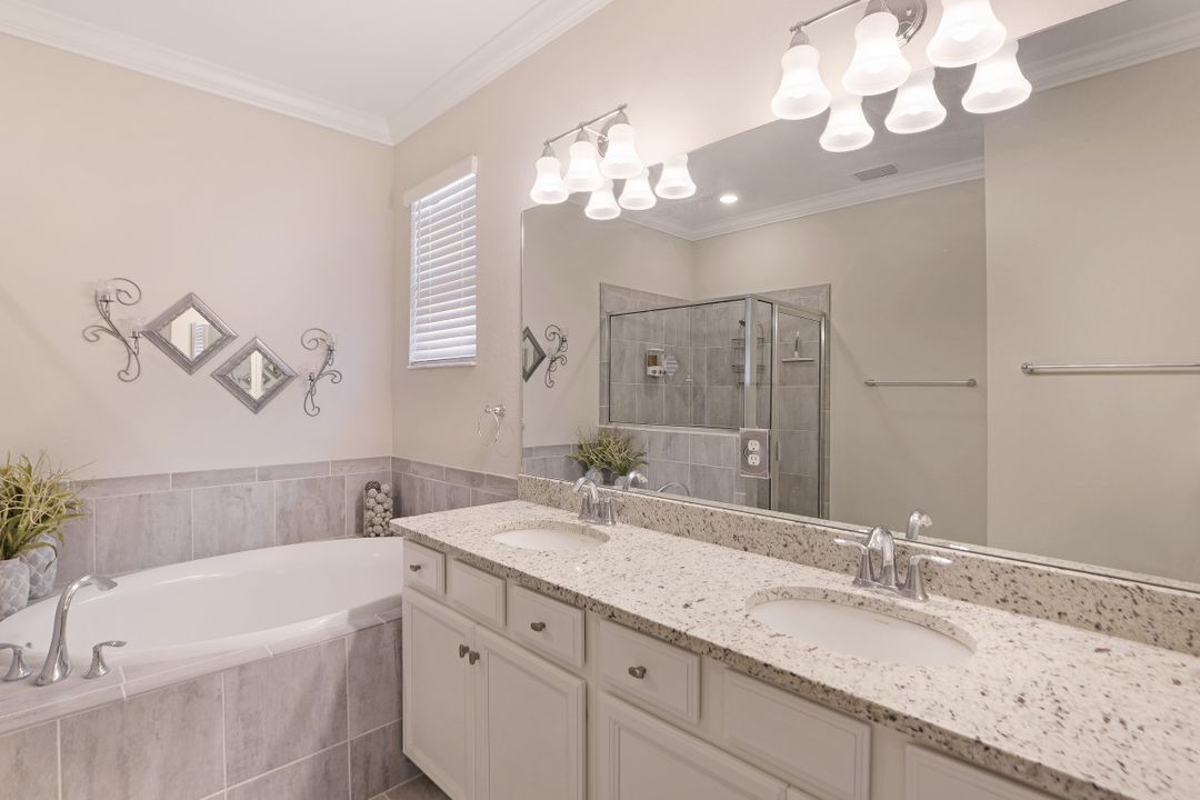 19813 Bittersweet Ln, Estero, FL 33928