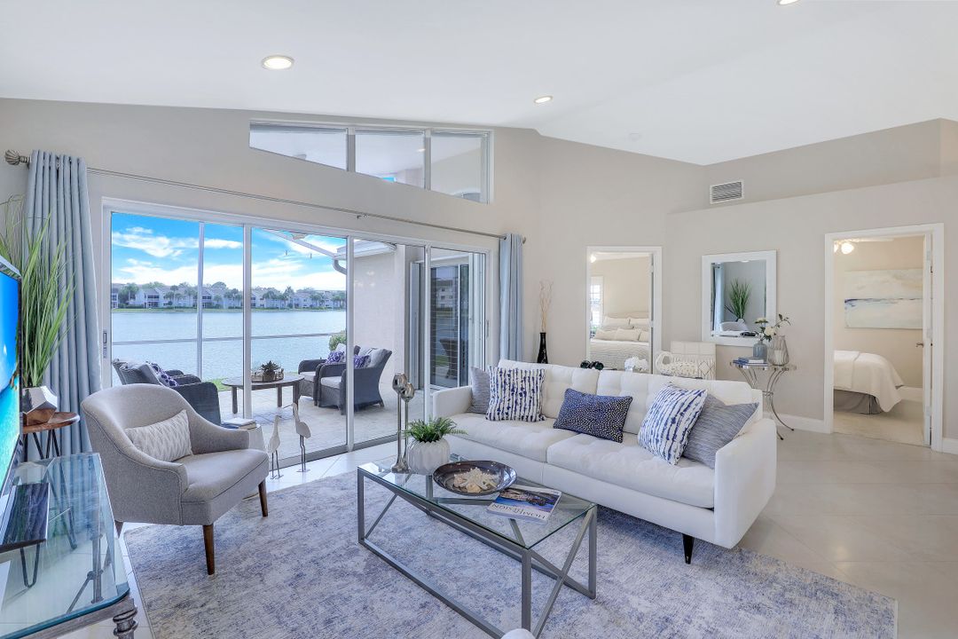 2810 Sailors Way, Naples, FL 34109