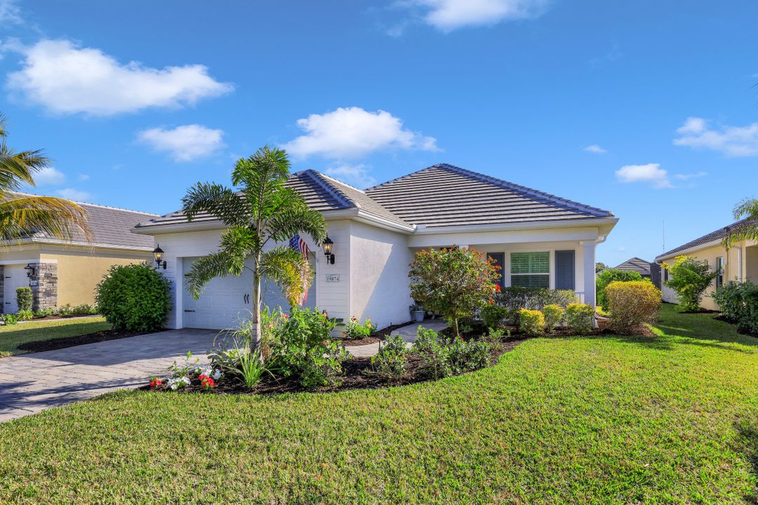 19874 Coconut Harbor Cir, Fort Myers, FL 33908