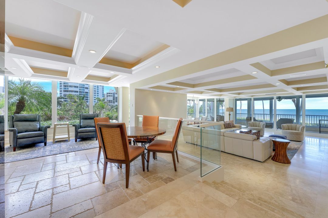 4301 Gulf Shore Blvd N #203, Naples, FL 34103