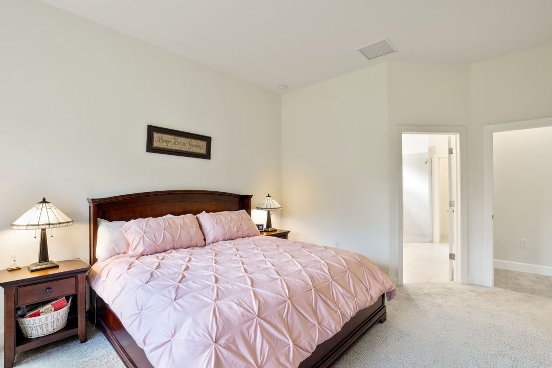 19657 Estero Pointe Ln, Fort Myers, FL 33908