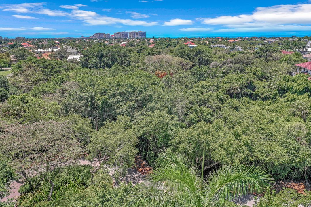 381 Gumbo Limbo Ln, Marco Island, FL 34145