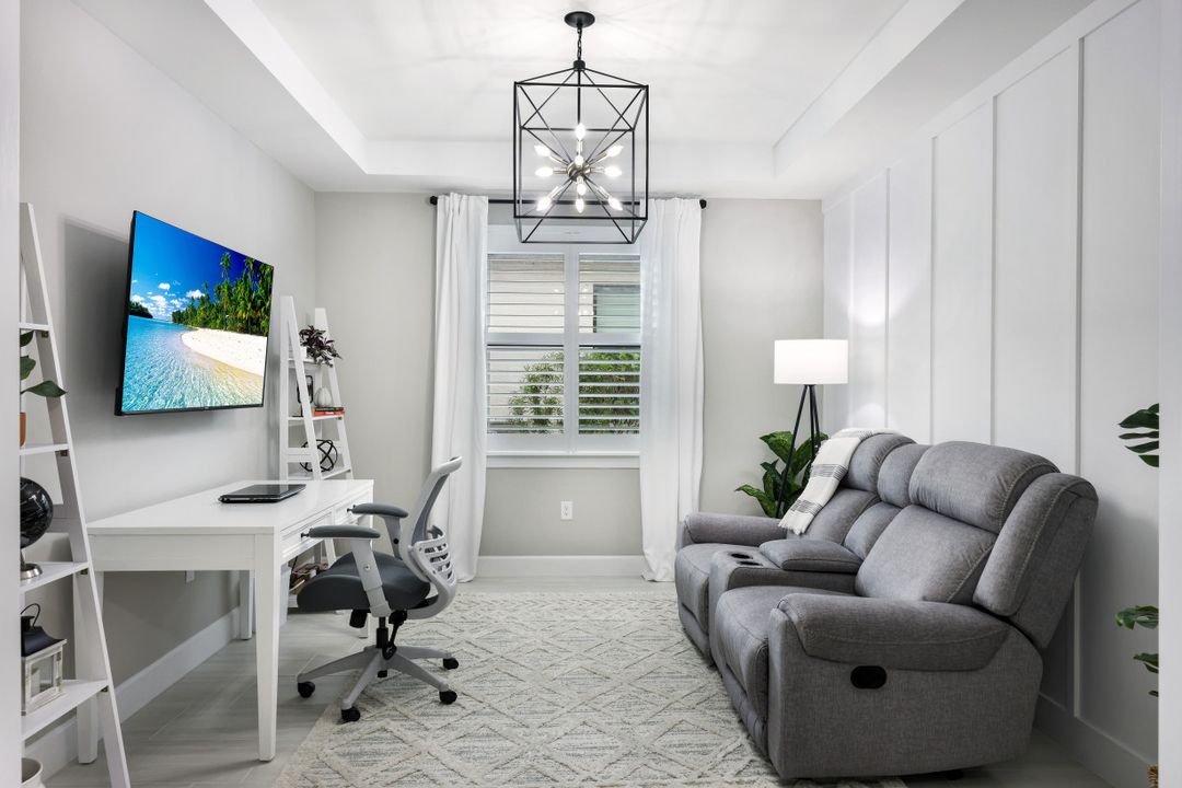 17624 Kinzie Ln, Estero, FL 33928