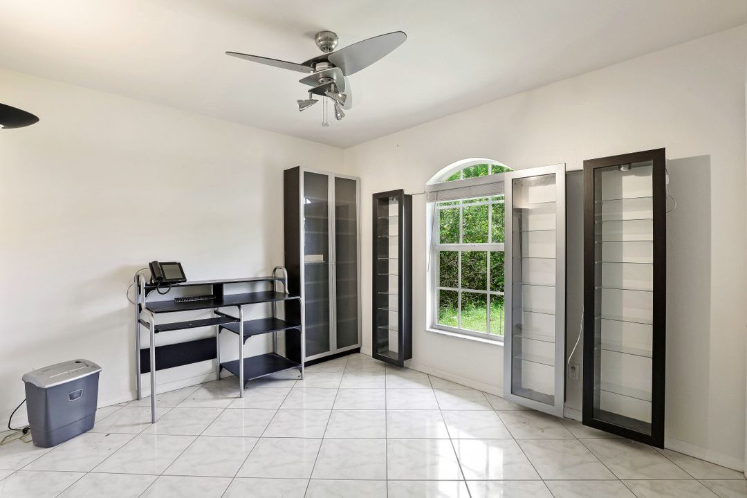 3265 58th Ave NE, Naples, FL 34120