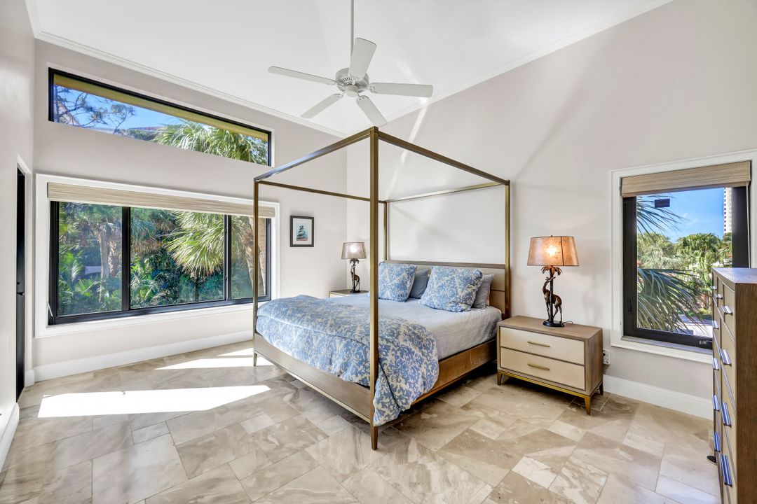 6710 Pelican Bay Blvd #435, Naples, FL 34108