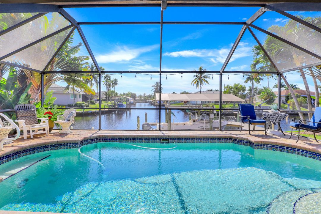 2208 Everest Pkwy, Cape Coral, FL 33904