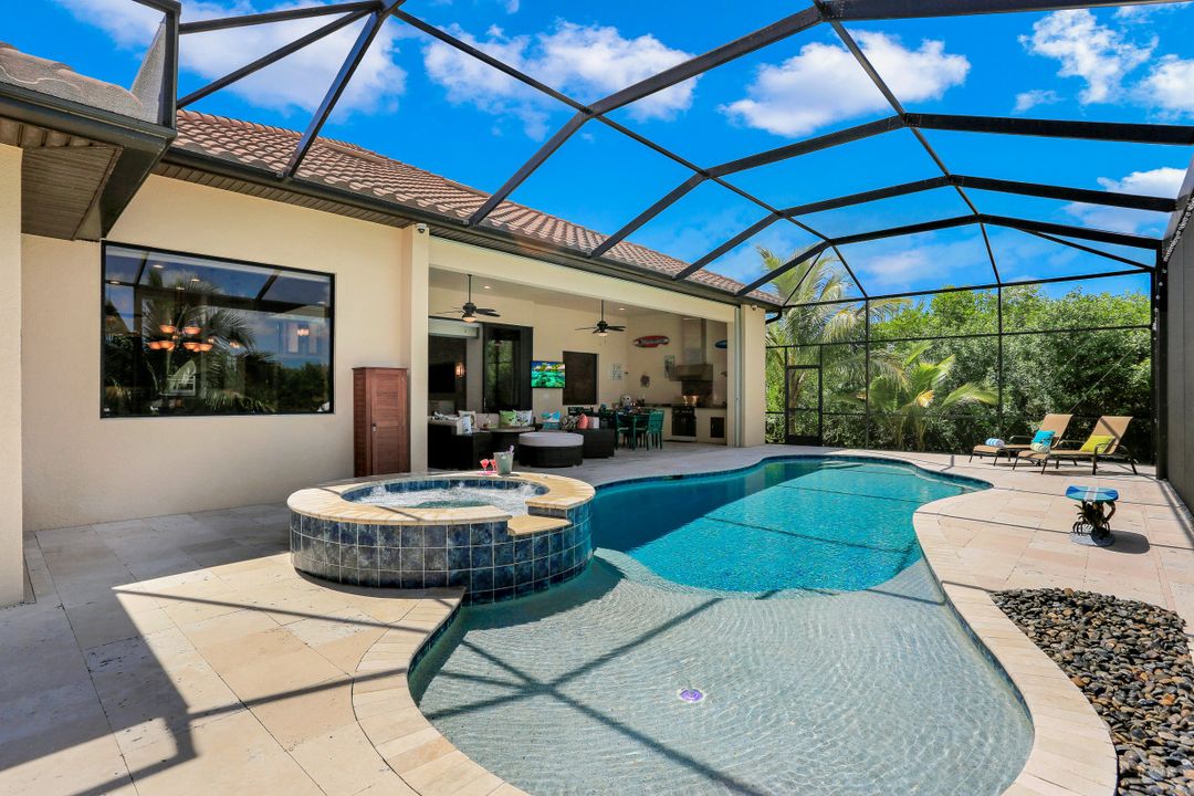 3920 Surfside Blvd, Cape Coral, FL 33914