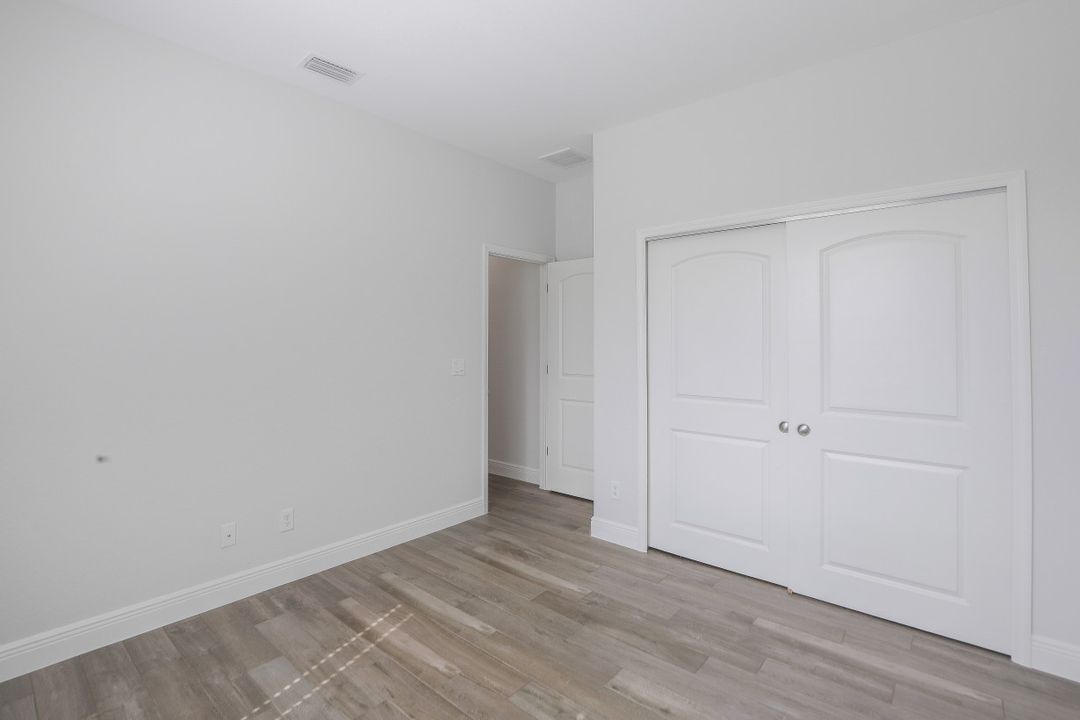 3932 Palm Tree Blvd, Cape Coral, FL 33904