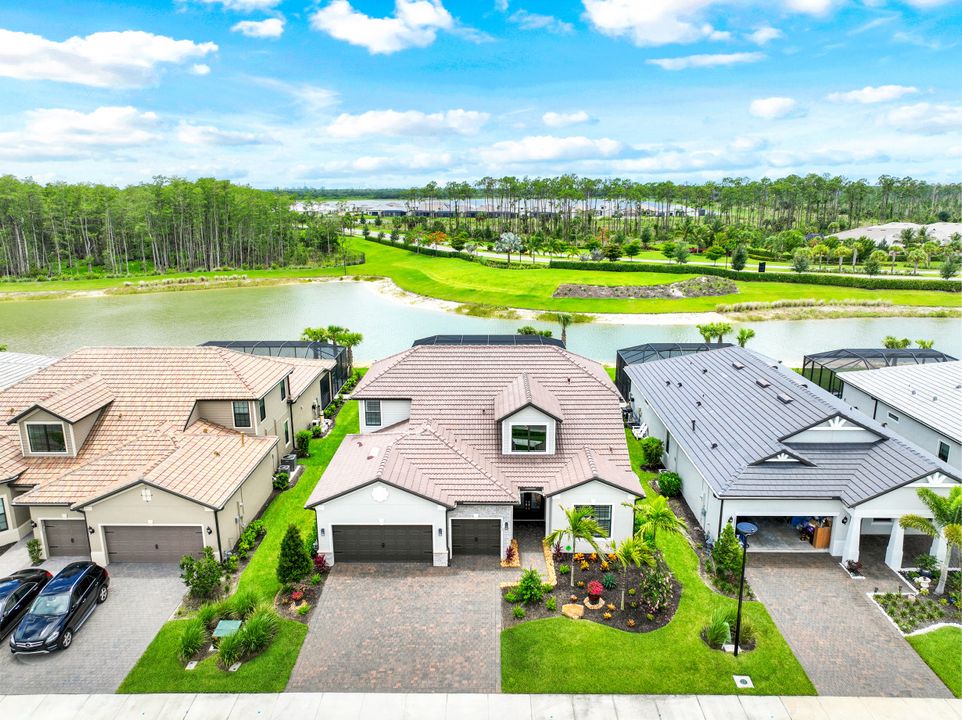 19264 Aqua Shore Dr, Fort Myers, FL 33913