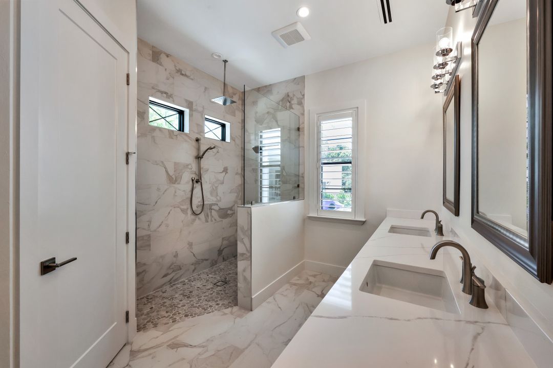 1385 Alcazar Ave, Fort Myers, FL 33901