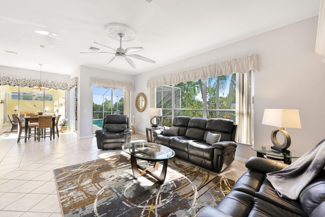 127 SE 15th Ave, Cape Coral, FL 33990